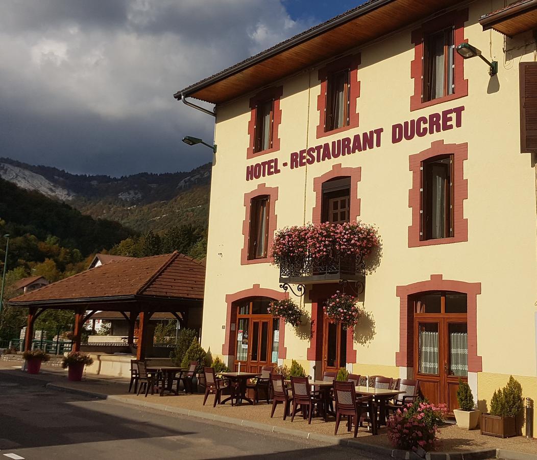 Hotel Ducret Champfromier ภายนอก รูปภาพ